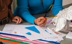 different-courses-in-fashion-design-blog_250x154_crop_478b24840a