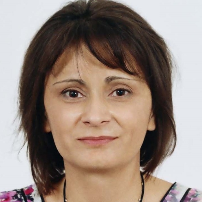 nezabravka-popova-nedialkova-nbu_700x700_crop_478b24840a