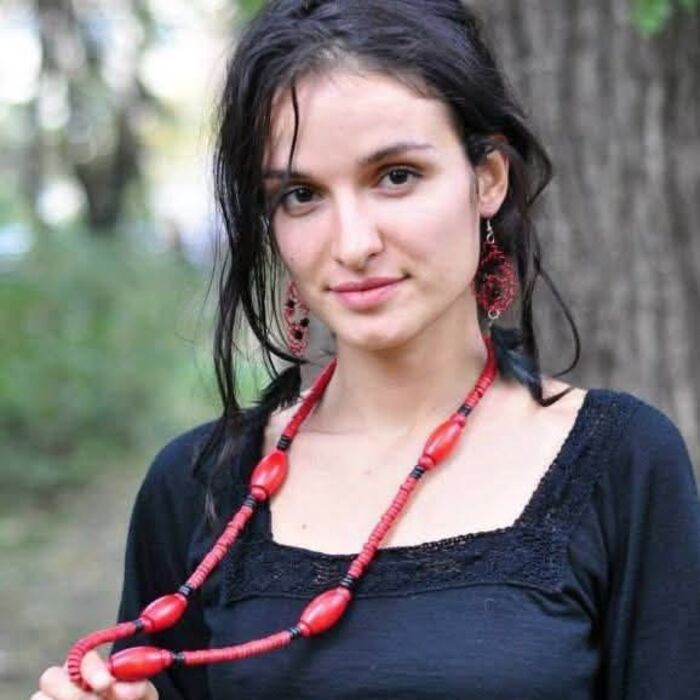 pavla-otova-artworks_700x700_crop_478b24840a