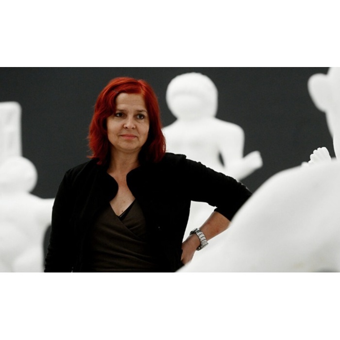 013-monika-popova-v-kapital_700x700_crop_478b24840a